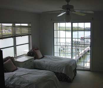 waterfront-condo-bedroom townhome tampa bay investment