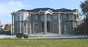 waterfronthomestv3.jpg (9378 bytes)